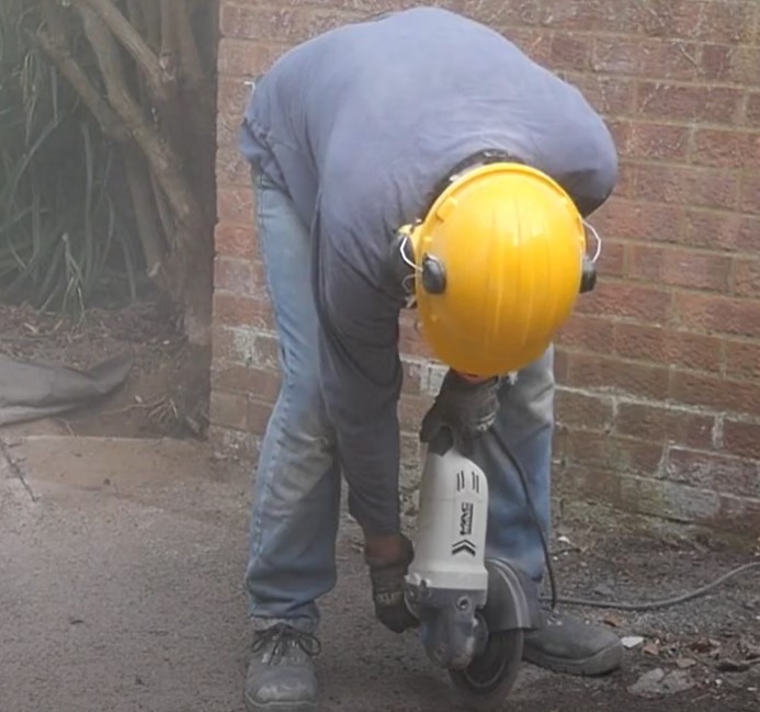 Cut the tarmac